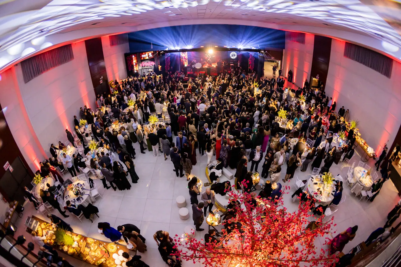 Turma reunida durante a celebração da formatura.