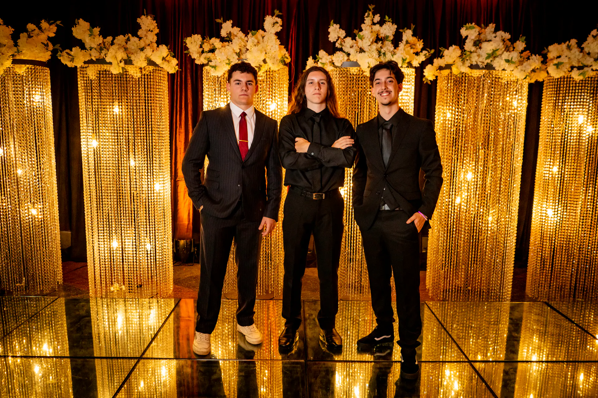 Fotografia de formatura em Ponta Grossa com retrato da turma.