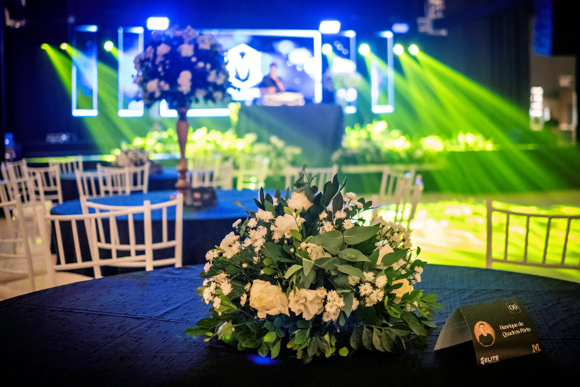 Fotografia de formatura em Gravataí com detalhes da cerimônia.